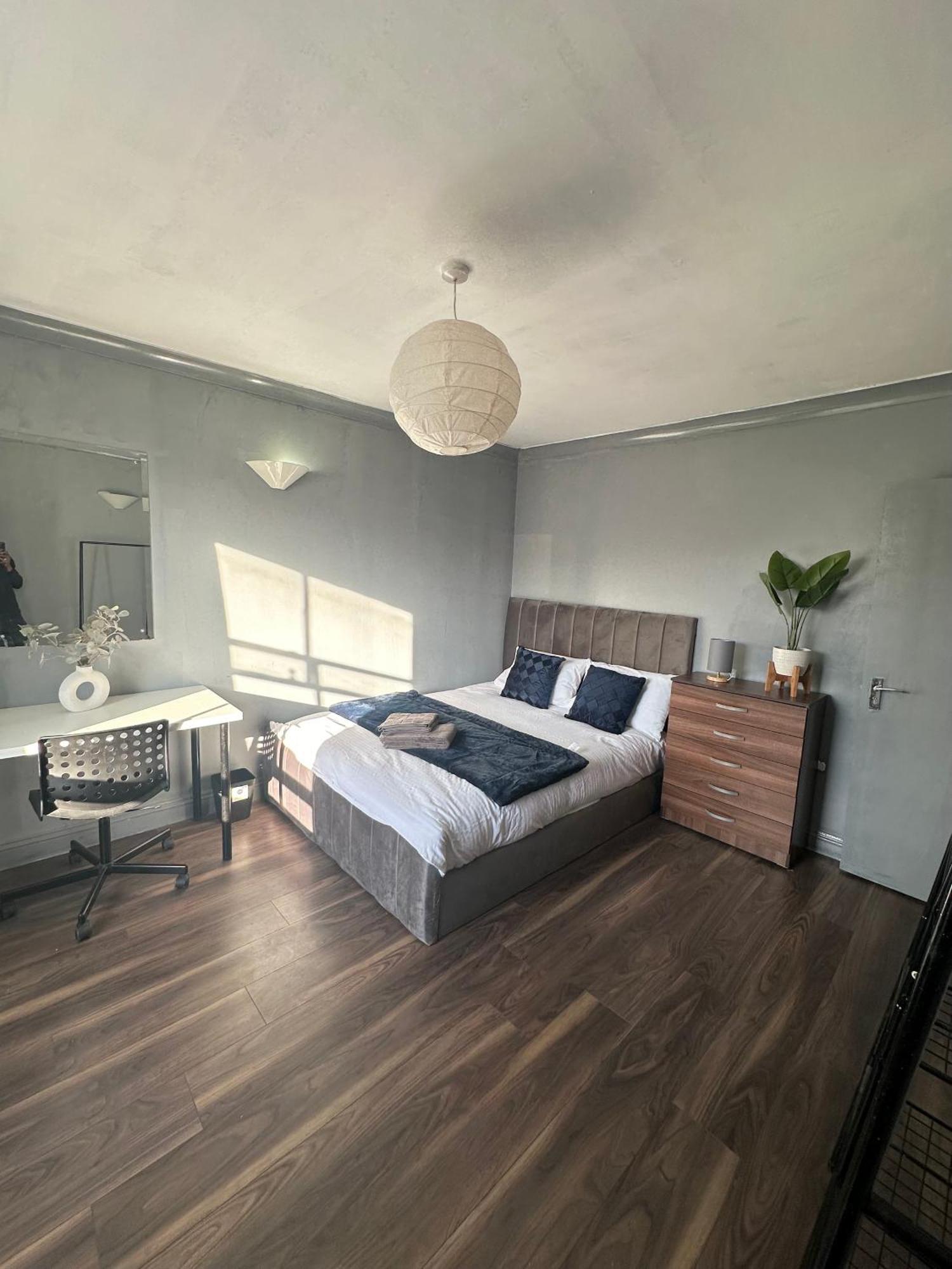 Alloggio in famiglia Luxury In A 4 Bedroom Flat! 4 Minutes Walk To Kingscross, St Pancras *